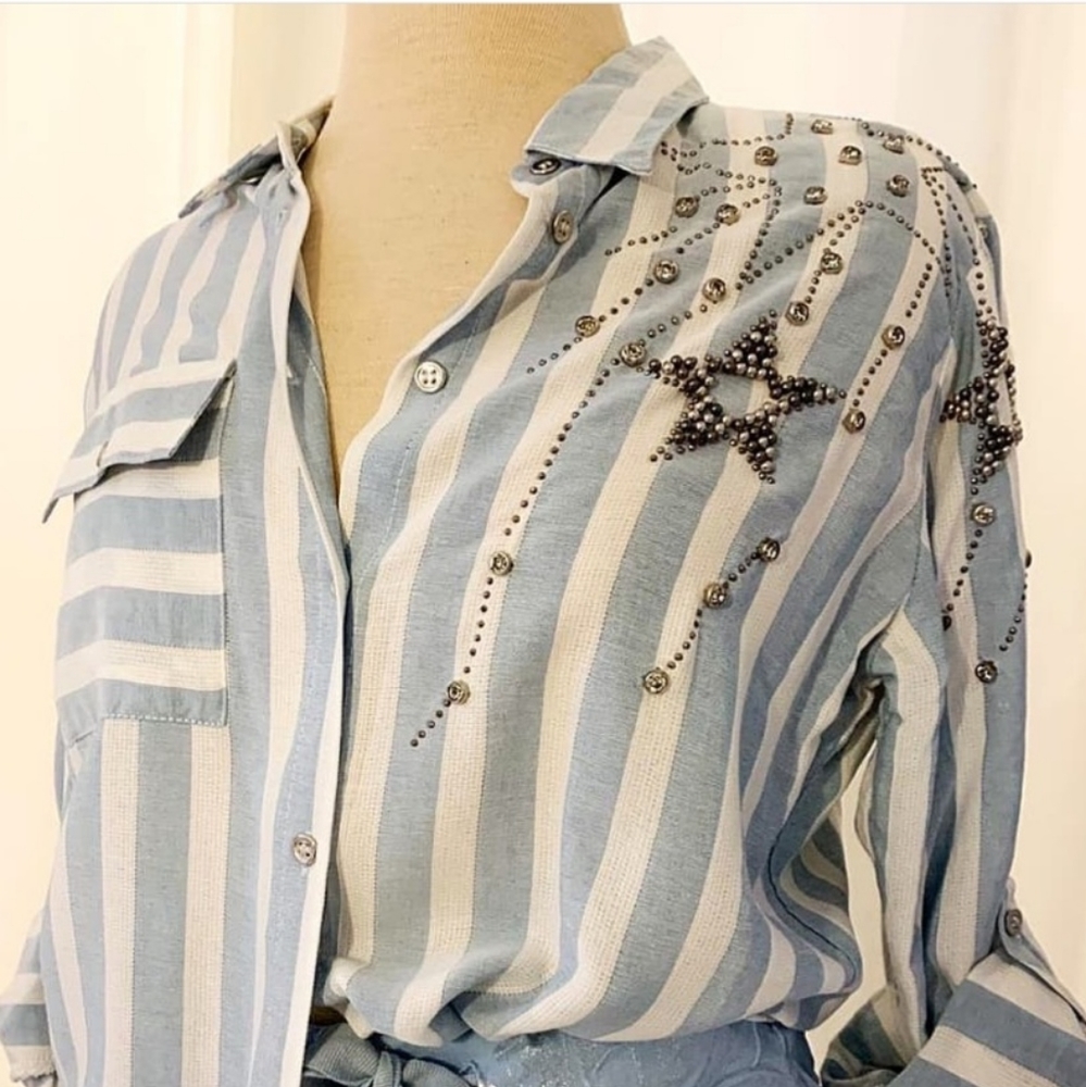 Brand NEW NWT  Long Sleeve Shirt made in Turkey